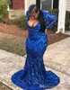 Plus Size Sukienki wieczorowe Deep V Neck Koronki Cekiny Appliqued Sweep Pociąg Długie Rękaw Prom Sukienka Royal Blue Mermaid Party Suknie Czarna Dziewczyna