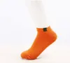 Çorap Kadın Katı Gemi Çorap Şeker Renk Moda Çorap Terlik Pamuk Spor Çorap Kampüsü Rahat Halhal Chaussettes Kadın Iç Çamaşırı B4257