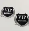 2Pcs 1set 3D 3M 금속 스티커 VIP MOTORS 금속 자동차 배지 데칼 도어 윈도우 자동 장식 DIY 금속 자동차 오토바이 motostickers 커버 자동차 꼬리