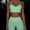 Yoga-outfits 2 stuks naadloze set dames workoutkleding voor shorts sportbeha gewatteerde hardlooppak backless outdoor fitnesskleding5833189