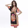 Sukienki Kobiety Odzież Plus Size Plaża Dress Summer Casual Czechy Dresses V Neck Sexy Mleko Silk Dress Nightgown Sleepwear Robe Vestidos 5820