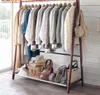 Meubles de chambre à coucher de plancher en bois massif Mobilier 16 Style pour choisir des cintres de chapeau de tissu simples rack en bois