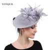 Sinamay-Derby-Fascinator für Damen, Braut-Haar-Fascinator mit Federn, ausgefallene graue Modewaren-Kappen mit Stirnbändern, Zubehör 2749943