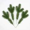 10 pezzi rami di pino artificiale piante finte fiori artificiali albero di Natale per decorazioni di ornamenti per alberi di Natale
