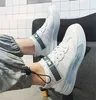 2020 Hot Selling Wild Mesh Fashion Designer Skor Triple S Sneaker Klänning Lätt Vild Sneakers Fyra Färg Män Running Outdoor Shoes