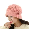 Bérets Fashion Caps pour femmes fleur en tricot en tricot et bonnet de bonnet Lady Casual Winter Cap chaud Accessoires Béret 2021 Autumnwinter 354809843