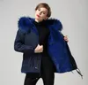 blaue kaninchenjacke