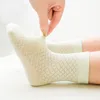 Calzini per bambini Primavera Estate New Boys Girls Cotton Thin traspirante Baby Mesh Sock bianco morbido per neonati