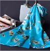 Den senaste mode kinesiska hangzhou silke dubbelskikt satin silke halsduk kvinna tryckta Turnbuckle 100% silke halsduk kan användas på båda sidor