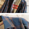 Fashion-Casual Mens Trois Quarts Chemise Japonais Streetwear Plaid Stripe Chemise Coréenne pour Hommes Flanelle Vintage Chemise Hommes Clothes215n