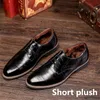 Męskie Formalne Buty Prawdziwej Skóry Blue Suit Shoes Mężczyźni Suknia Ślubna 2019 Black Oxford Buty męskie Zapatos Italios Hombre Sapatos Sociais