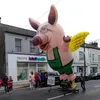 Ballon gonflable géant de porc de la taille 5m de haut ballons géants de porc pour annoncer le défilé de ville d'Inflatables