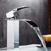 Badezimmer-Waschtischarmaturen, Wasserhahn, Heim-Kupfer-Chrom-Waschbecken und kaltes Untertischbecken1