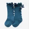 Chaussettes couleurs acidulées pour bébés enfants, nouvelles chaussettes tricotées à gros nœud pour filles, hautes aux genoux, longues et douces en dentelle de coton, chaussettes à volants pour bébés