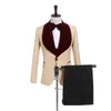 Новое поступление Одна кнопка бежевый свадьба Groom Tuxedos Wine Velvet Shawle отворот жениха мужчины костюмы выпускного пиджака (куртка + брюки + жилет + галстук) W21