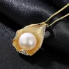 Hurtownia Pearl Jewelry, Pearl Wisiorek Zestawy Biżuterii Dla Kobiet Moda Pearl Naszyjnik / Kolczyk Zestaw Biżuterii Ślubnych, Wisiorek Shell Design