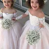 Ball Gown Flower Girls Dresses 2019 Illusion Neck Floor Length Lace First Communion Dress for Little Girls Zipper Back Long Sleeves