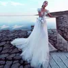 럭셔리 얇은 명주 그린 웨딩 드레스 2020 섹시한 백리스 신부 드레스 3D 레이스 꽃 FAIRY 해변 요정 해변 웨딩 드레스