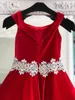 Royal Fluwelen Pageant Jurken voor Tieners 2019 Kristallen Rhinestones Lange Pageant-jurken voor kleine meisjes van de Shoulder Red Formal Party Wear