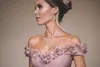 ASO EBI 2020 아랍어 홍당무 핑크 핑크 섹시 신부 들러리 손으로 만든 꽃 손님 드레스 하이 스플릿 형식 파티 저녁 무차름 가운 ZJ505