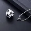 IJD10749 Rostfritt stål Soccer Ball Cremation Charm Urn Pendant Hold Human AshesblackWhite Enmael Football Memorial Jewelry4204399