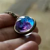 LATEEFAH GALAXY DUBBELZIGDIG ASKI KETTING GLAS ART Fotoğraf HandgemaAkte Verkçaring Universe Planeet Sieraden Ketting