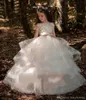 Długość podłogi bez rękawów Zmęczona spódnica Tiul Piękna Kwiat Girl Dresses Aplikacja Bow Kids Formalne zużycie
