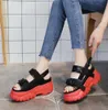 Sıcak Satış-Yeni Platformu kadın Sandalet 2019 Moda Yaz Deri Toka Kadın 8 cm Kalın Soled Plaj Sandal Rahat Tıknaz Kadın Ayakkab ...