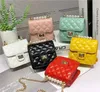 Enfants sacs à main 2019 filles coréennes Mini princesse sacs à main mode chaîne sacs à bandoulière haute qualité diamant chèque sacs filles cadeaux