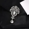 Bling Bling Crystal Brooch Женщины Rhinestone Tassel Броозной Костюм Отворотный Pin Мода Ювелирные Изделия Аксессуары Для Подарочной вечеринки
