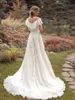 2020 A Line Papilio Beach Wedding Dresses Off Axel spets Appliced ​​Sweep Train Boho Wedding Dress Simple Bridal Clows Robes de 4287777