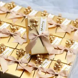 JOHOUSE Mini caja dorada para recuerdos de boda, cajas de regalo pequeñas  con cintas de regalo para 50 aniversario, boda, fiesta, baby shower