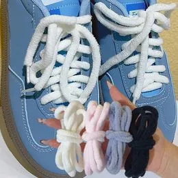4 Paar Witte Schoenveters 120 Cm X 8 Mm - Stevige Veters Voor Sportschoenen