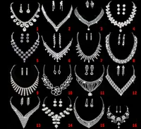 16 Estilo Bridal Bodas Partido Cristal Rhinestone Colgante Collar Pendientes Joyas Conjuntos de joyería nupcial Accesorios