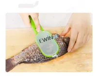 Herramienta de cocina Escalas de pescado Cepillo Shaver Removedor Cleaner Descaler Skinner Scaler Herramienta de pescado Cuchillo Envío gratis