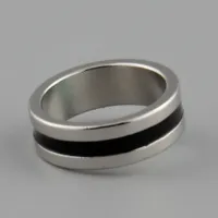Toptan-sıcak yeni güçlü manyetik sihir yüzüğü renk gümüş siyah parmak sihirbaz hile prop aracı iç çaplı 20mm boyut