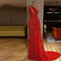 Sexig Shinning Red Sheath Prom Klänningar Långa Sequins One Shoulder Floor Length Dresses Evening Wear Sweep Train Formell Klänning Ogstuff