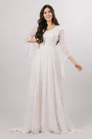 Vintage Lace Modest Bröllopsklänningar 2020 med långa ärmar V Nacke Enkel A-Line Boho Brudklänningar Täckta Knappar Temple Bridal Gowns Custom