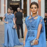 Sky Blue Jumpsuits Prom Klänningar med Wrap Cape 2019 Saudiarabiska Beaded Lace Applique Evening Gowns Long Women Party Suit