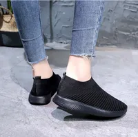 디자이너 니트 양말 구두 파리 트레이너 원래 럭셔리 새로운 여자 운동화 저렴한 높은 최고 품질 캐주얼 신발 8 색