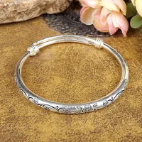 Klassisk Vintage Silver Round Bangles Handgjorda Snidad Plum Manschettband Armband Bangles För Kvinnor Flickor Smycken Gåvor