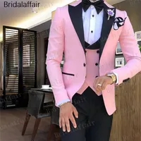Gwenhwyfar 2019 Últimas Pant Brasão Designs rosa Homens Suit Slim Fit Groom Tuxedo 3 peça Wedding Custom Made ternos Prom Blazer Set