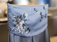 2019 apliques satinó silla de boda cubiertas baratos elegantes fajas de silla elegante vintagewedding decoraciones accesorios de boda C02