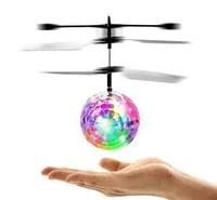 Hot New Flying RC Ball Aircraft Helicopter LED Flashing Lighting Light Up Toy Induction Juguete de juguete eléctrico Drone para niños Niños C044