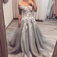 2019 Vintage Silver Grey Evening Dresses Off the Shoulder Lace Appliques Tulle A Line Prom Gowns Sweep Train Custom Made Celebrity Dress