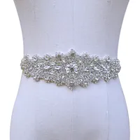 Bandes de mariée de mariage en cristal perlé à la main Nouveau 2019 Luxurious Satin Wedding Belts Selling Sashes de mariage