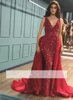 2019 arabe scintillant rouge sirène robes de bal avec cache-couche détachable V-cou cristaux robe de soirée perles robes de soirée personnaliser