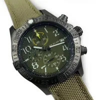 高品質の新しい1884クォーツLuxusuhrメンズ腕時計グリーンダイヤル時計レザーReloj de Lujo 1884モントトリファッション男性腕時計ショッピング