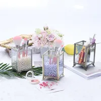 [DDisplay] Geometrik Cam Çiçek Odası Bronz Kenar Cam Kozmetik Saklama Kutusu Masaüstü Takı Saklama Kutusu Kalem tutucu Makyaj Fırça