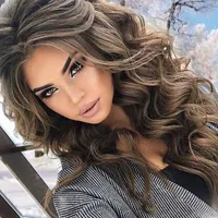 2020 New Natural e europeu americano peruca fácil cuidar Gradient Ramp Cor Castanho Longo Curly Mulheres Chemical Fibre peruca Faixa de Cabelo Lady